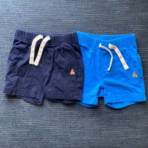 Set of gap shorts 6-12m